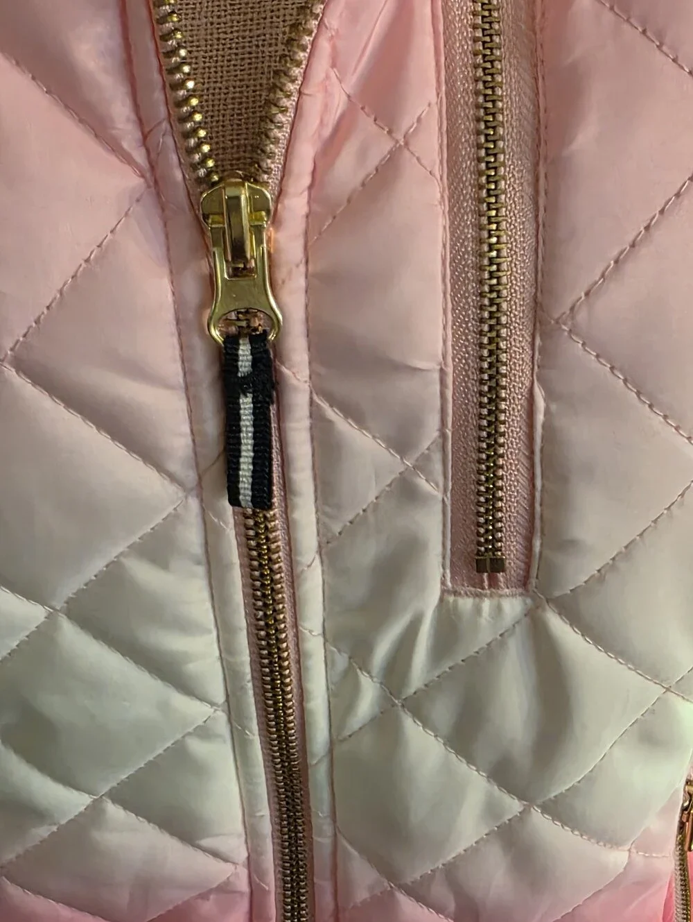 Pink Ombre Vest Crown & Ivy M